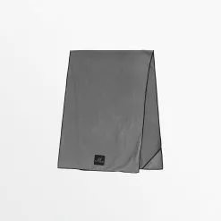 CapelliSport 4 CORNER SLICK GRIP YOGA MAT TOWEL